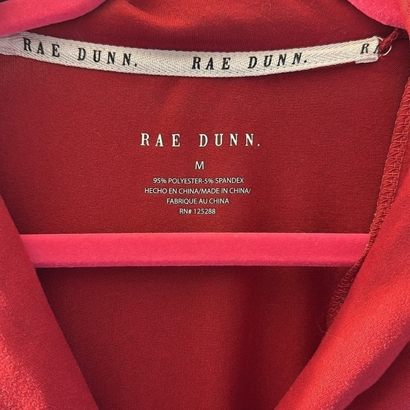 Rae Dunn Merry Christmas pajamas size‎ M - Picture 2 of 3